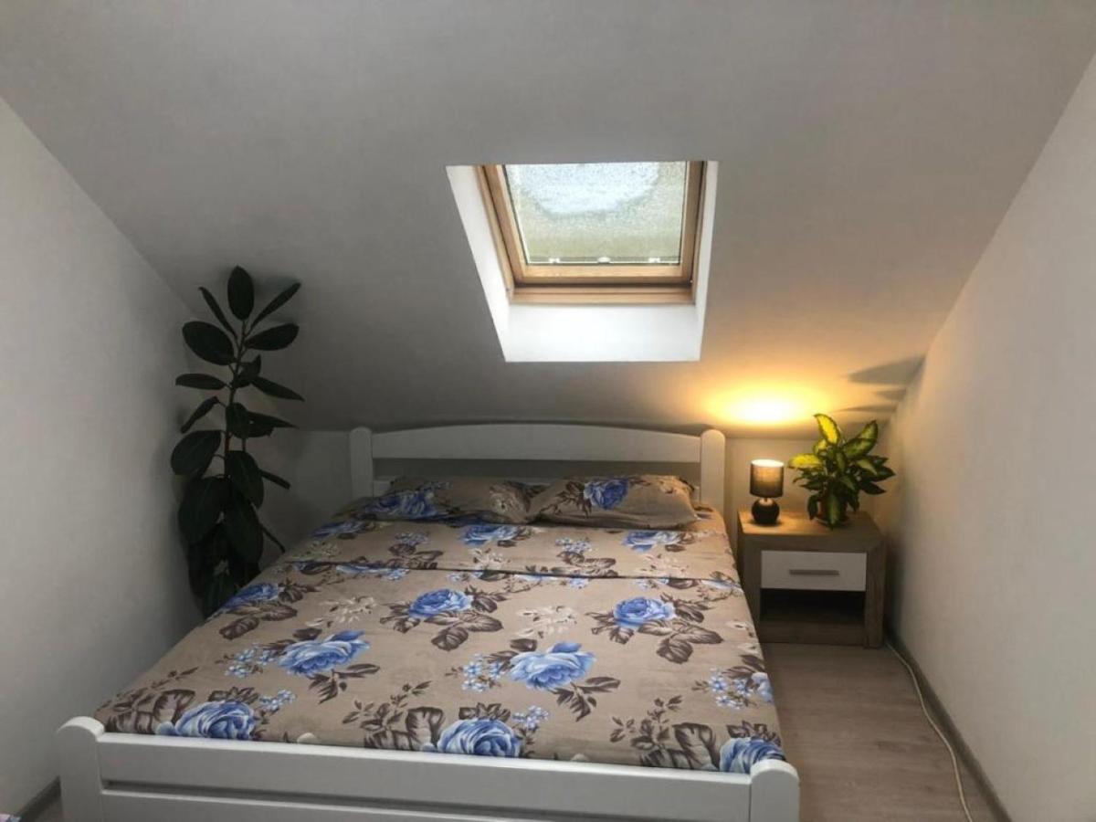 Peaceful Apartment 플루지네 외부 사진