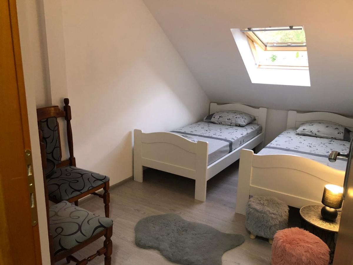 Peaceful Apartment 플루지네 외부 사진
